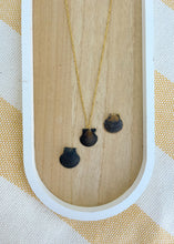 Load image into Gallery viewer, Cove Necklace
